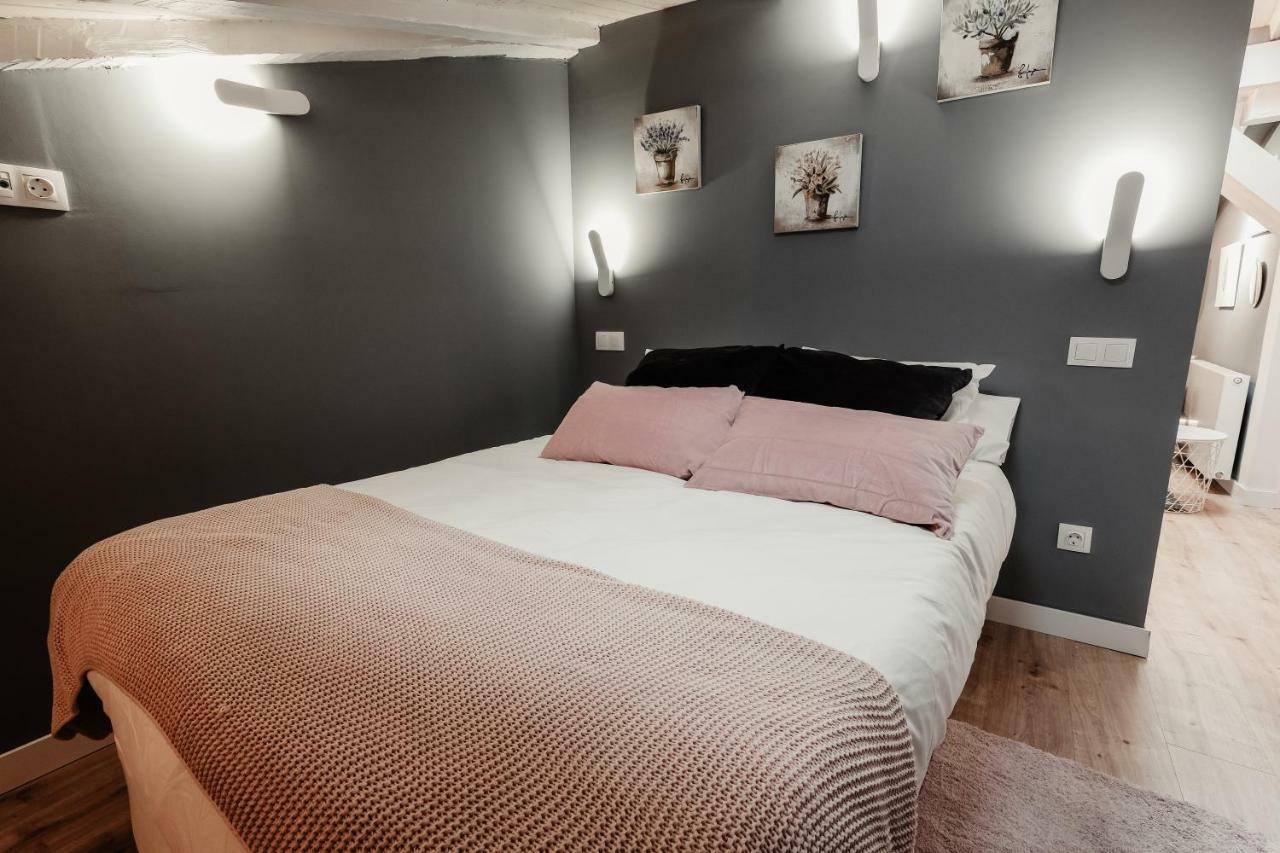Atuaire Home El Baburril De La Calle Puebla Burgo Eksteriør billede